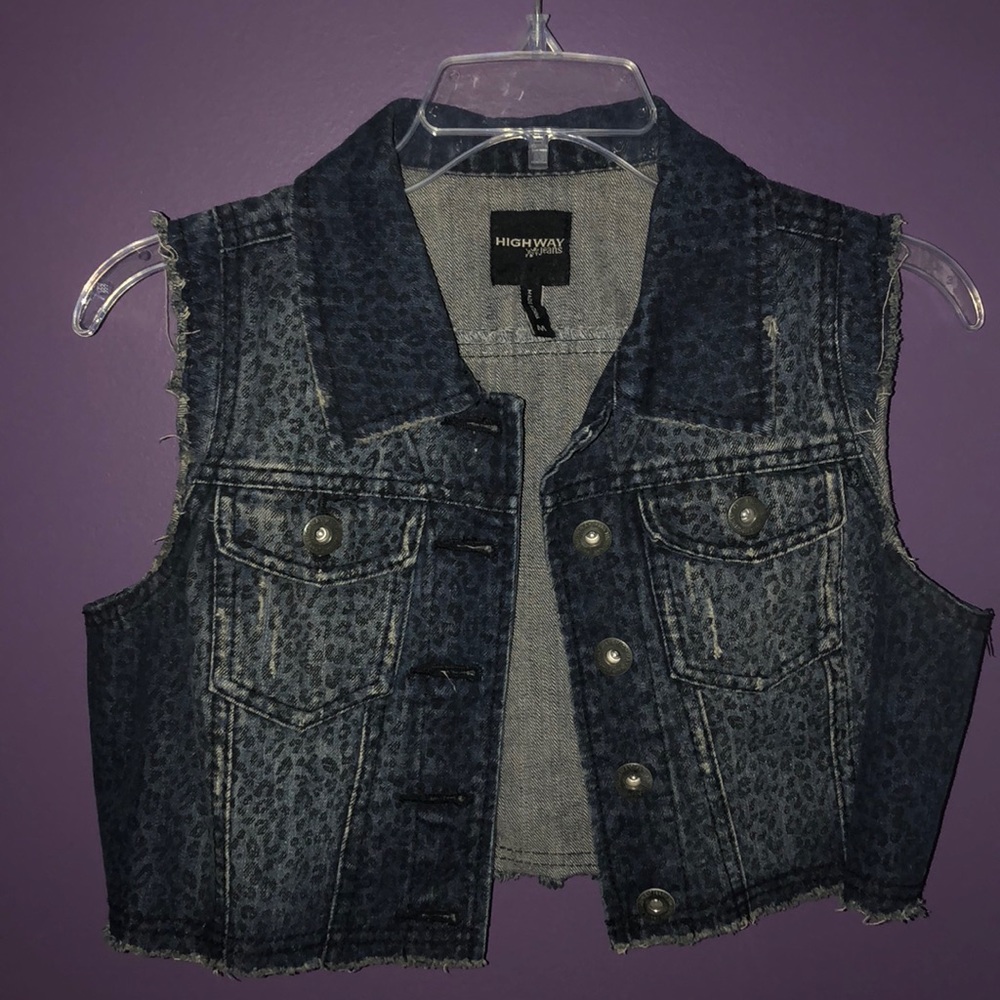 Leopard print Sleeveless Jean Jacket
